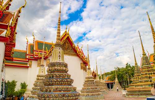 Fotografia Bangkok, Thailand - December 9, 2025 : Picture of pagodas in Wat Pho in Bangkok, Thailand, one of Thailand's oldest temples