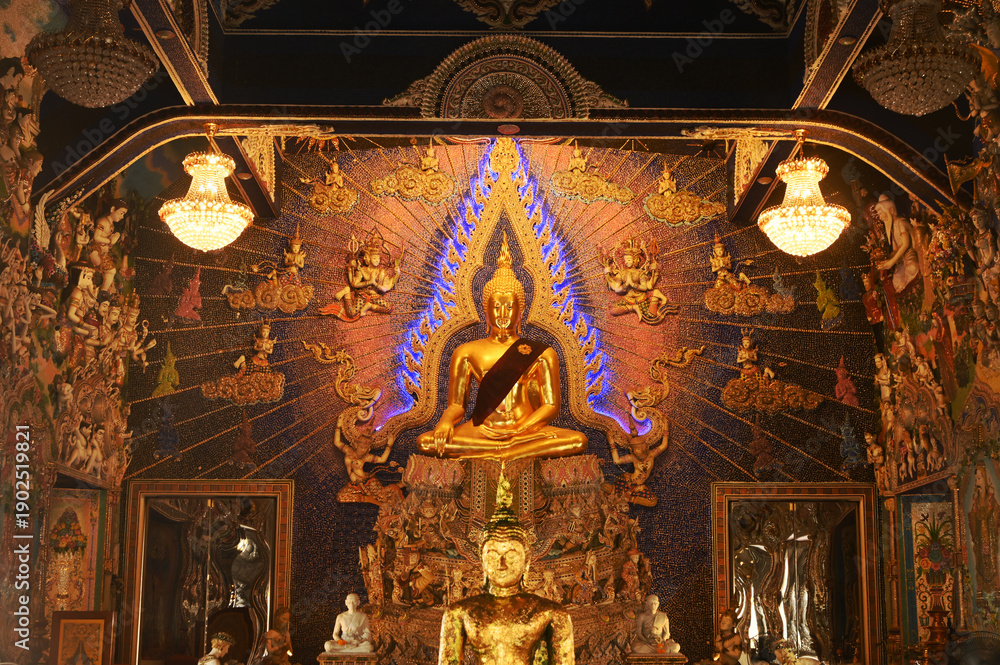 Fototapeta premium Phra Phutha Sukhothai is Buddha image, the principal Buddha statue in the Ordination hall of Wat Pariwat Ratchasongkhram at Bangkok capital city in Thailand.