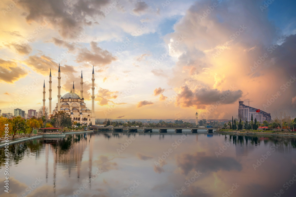 Obraz premium Sabanci Mosque view around Seyhan River in Adana. Adana is the biggest city of Cukurova Region in the Turkey.