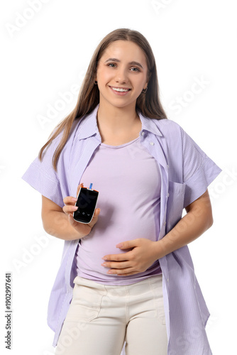 Young pregnant woman with g...