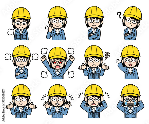 ヘルメットをかぶった現場監督の中年女性イラストセット