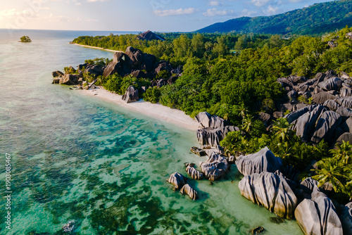 Φωτογραφία Discover serene beauty at Anse Source d'Argent beach, La Digue, Seychelles