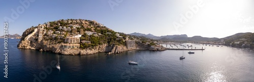 Foto Panorámica aérea del Puerto de Andratx en Mallorca