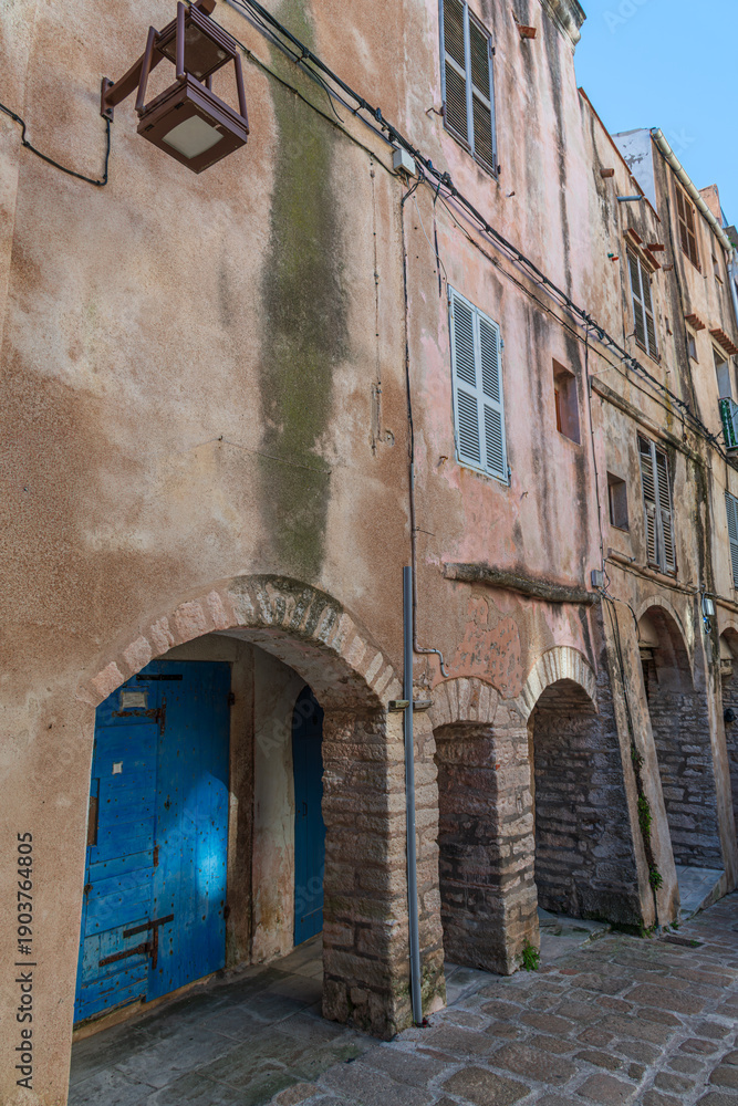 Fototapeta premium An alley in the old city of Bonifacio, in Corsica, France
