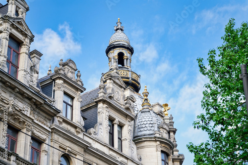 Quadro em tela Ornate neo-baroque facade of a historic building on the famous Meir shopping street in Antwerp, Belgium