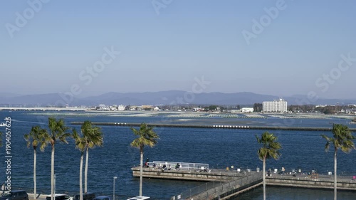 静岡県浜松市の新居町の海釣り公園から眺める浜名湖の風景
