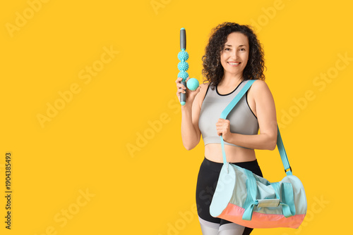Mature woman with sports ba...