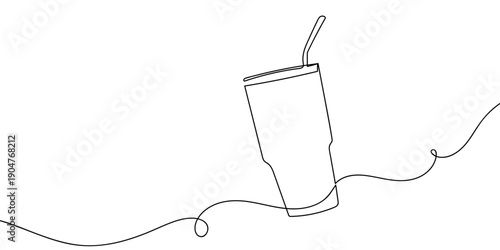 One continuous line drawing of an insulated tumbler with a straw. simple linear style Doodle vector illustration Editable stroke.