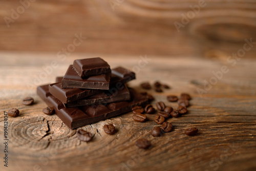 Schokolade mit Kaffeebohnen
