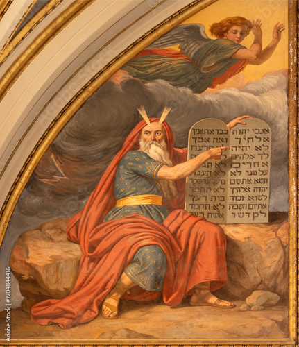 Foto Cava de Tirreni -  The  fresco of Moses in the church Abbazia Santissima Trinita by Vincenzo Morani (cca 1860)