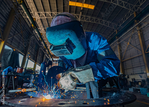 Welding of steels with Mig welding, flange nozzle welding