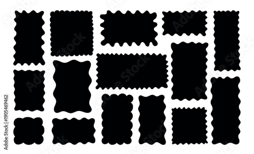 Cloud frames. Cloudy rectangle photo wiggly borders set, wavy silhouettes and scalloped edges for squiggly label sticker templates, geometric vintage mockups. Isolated vector retro badges