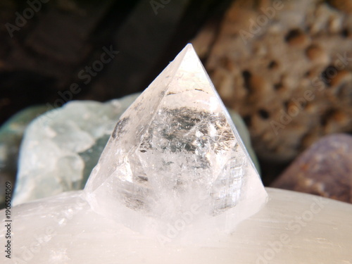 綺麗な天然石（アポフィライト）