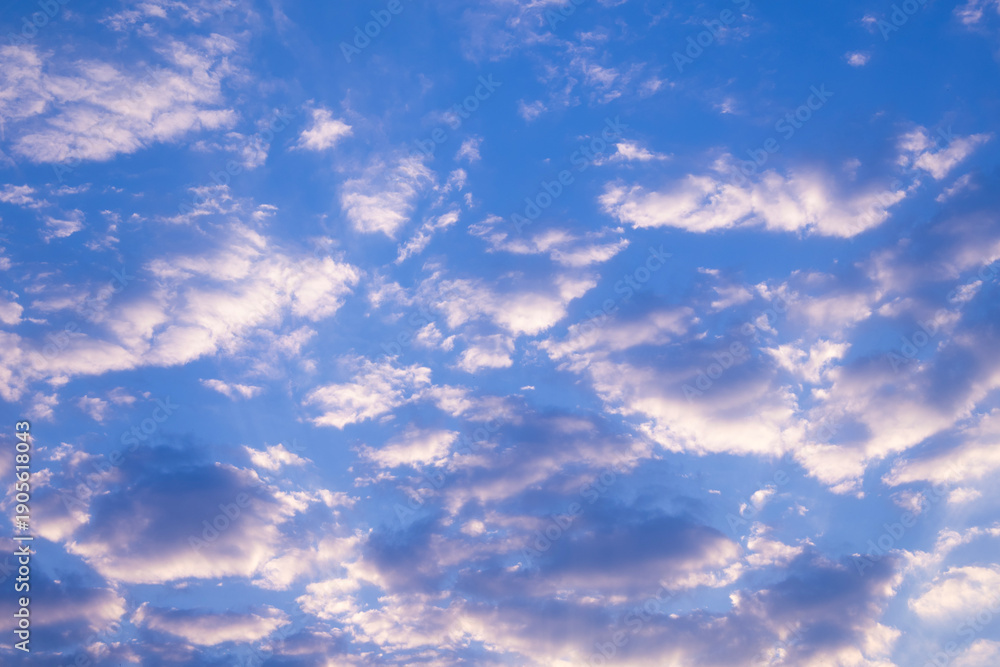 Obraz premium Dramatic beautiful sky with clouds texture abstract background.