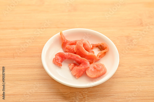 黒ミル貝の刺し身　