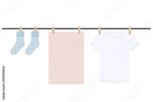 太陽の下でTシャツ・タオル・靴下を干す洗濯イラスト｜清潔・家事・乾燥