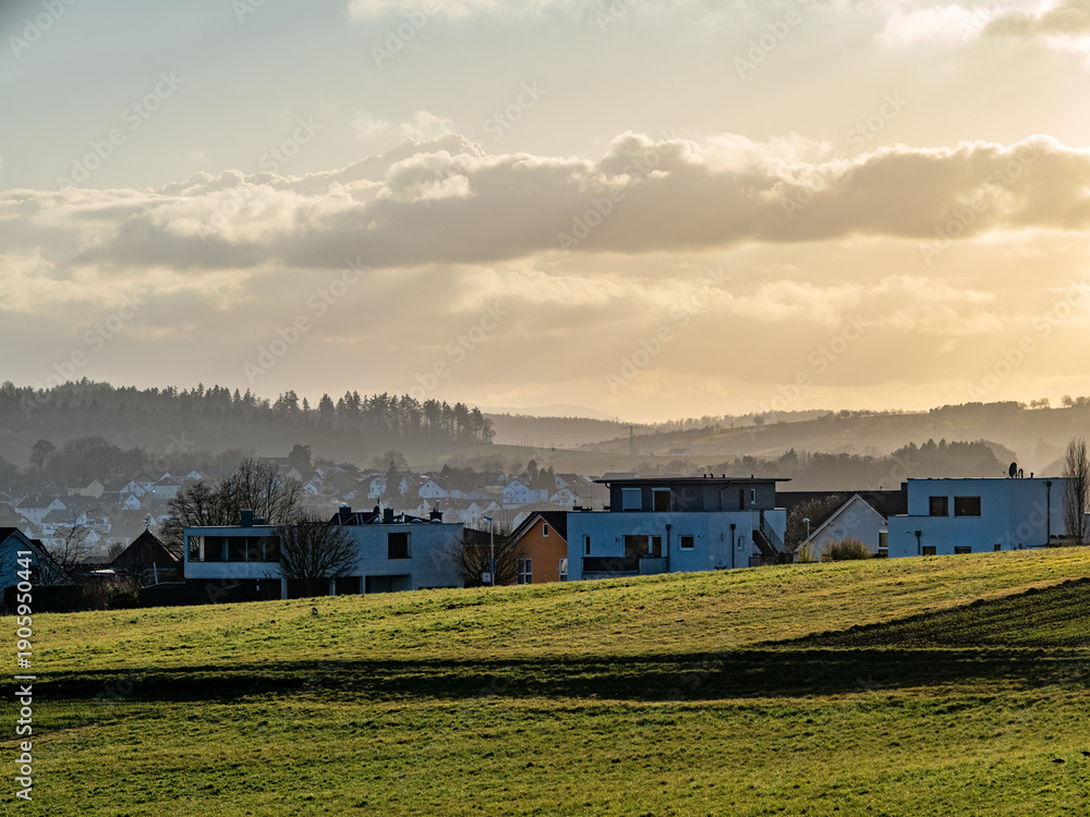 Fototapeta premium Wohngebiet am Ortsrand