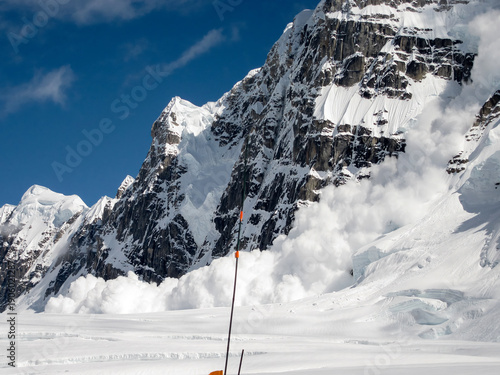 Foto Avalanche Near Mountaineering Cache on Kahiltna Glacier at Denali Base Camp, Ala