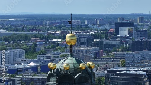 Focused 360° Orbit: Historic Spire and Sprawling Urban Horizons