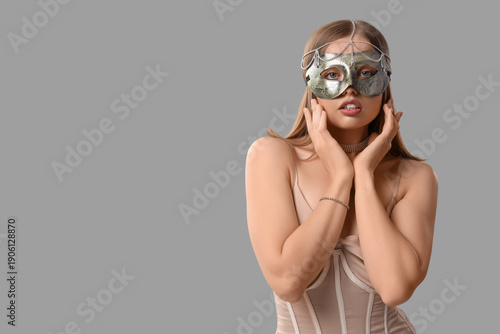 Beautiful young woman weari...