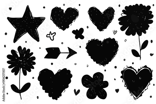 Conjunto de elementos gráficos estilo garabato con corazones negros, flores silvestres y una estrella para proyectos de diseño transparente.