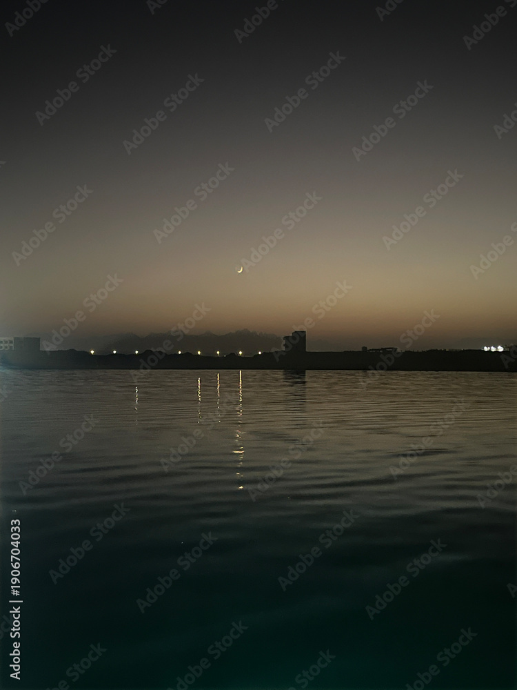 Obraz premium Sunset on the Red Sea