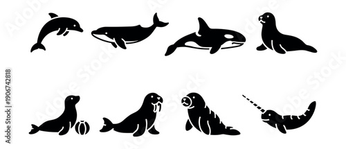Marine animals black silhouettes set