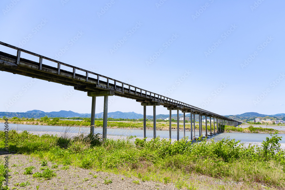 Fototapeta premium 静岡県島田市 蓬莱橋