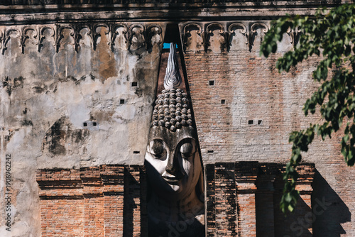 Ancient Buddha statue at Su...