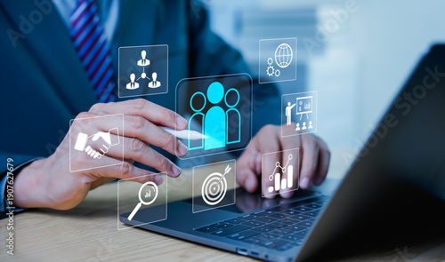 Human resources manager managing HR and CRM processes, providing recruitment consulting, promoting teamwork, leadership, and collaborative workspace culture to achieve business goals.
