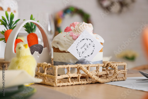 Stylish table setting for E...