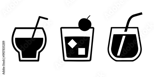 Cocktail and drink icon set collection. set of cocktails