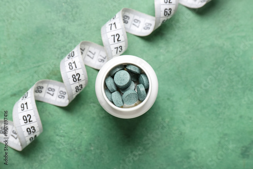 Bottle with weight loss pil...