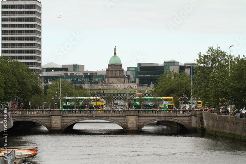 Canvas Print Busy Dublin City Centre, viewed from the River Liffey of Dublin Buses on O'Conne