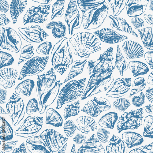 Vector sea animals seamless pattern. Seashells varieties. Sea life background. Summer beach print.