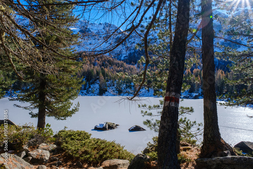 Inverno al Lago di Saoseo, Poschiavo, Svizzera