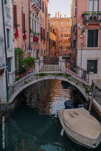 Fotografia Grand Canal and Basilica Santa Maria della Salute in Venice, Italy