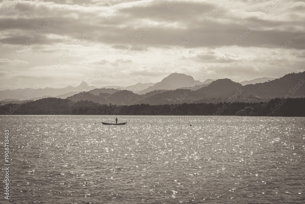 Fototapeta premium fisherman - bw