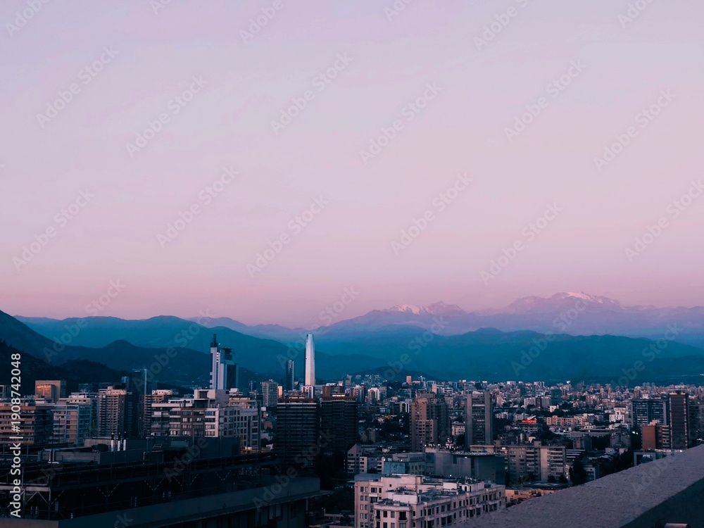 Obraz premium Santiago at dusk