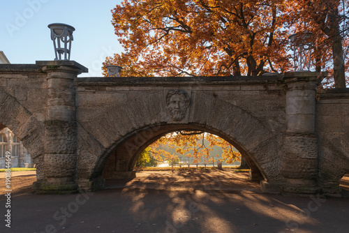 Foto Ramp Alley and Cameron's Ramp in the Catherine Park of Tsarskoye Selo on a sunny