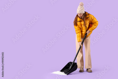 Young woman in winter cloth...