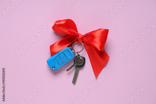 Gift keys of new car with b...