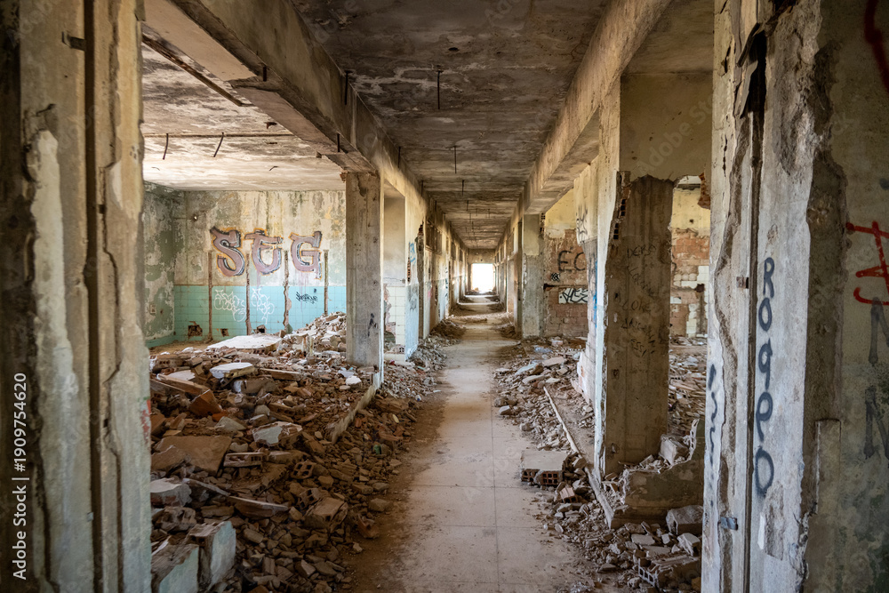 Fototapeta premium Abandoned Corridor with Rubble at San Pablo Base