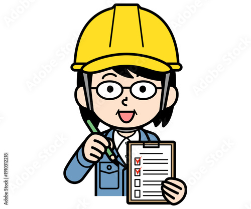 チェックリストに記入するヘルメットをかぶった現場監督の中年女性