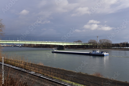 Kölner Brücke