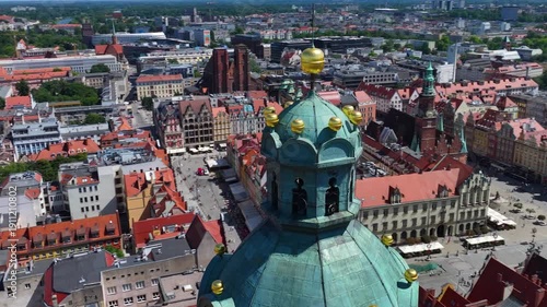 Geometric Symphony: Top-Down Aerial of the Wrocław Multimedia Fountain