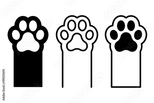 Paw icon set. Pet friendly, vet approved, veterinary diet, veterinarian approved icons. Paw print logo, label, sign, badge, symbol, line, flat vector, isolated illustration. Dogs cats allowed sign.