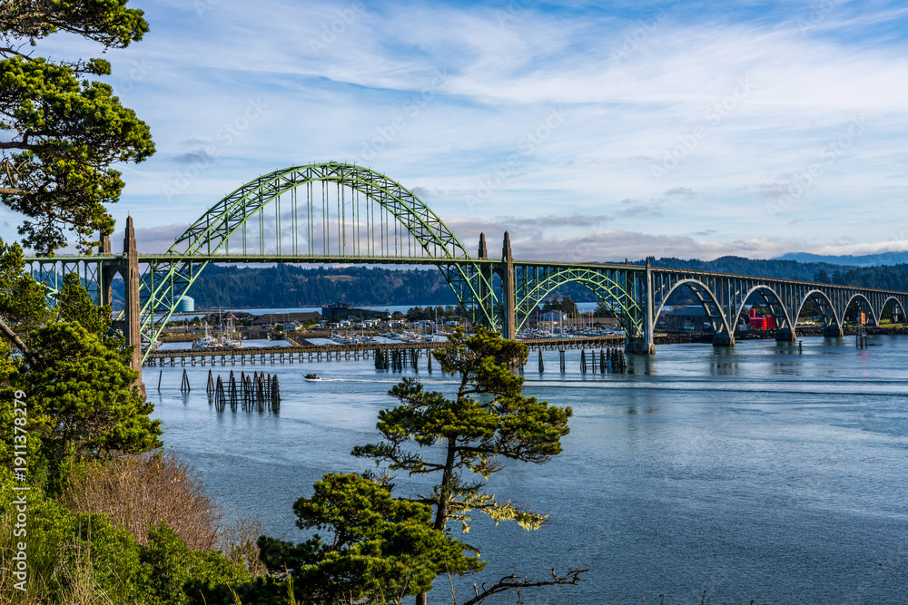 Fototapeta premium Newport Oregon Bridge