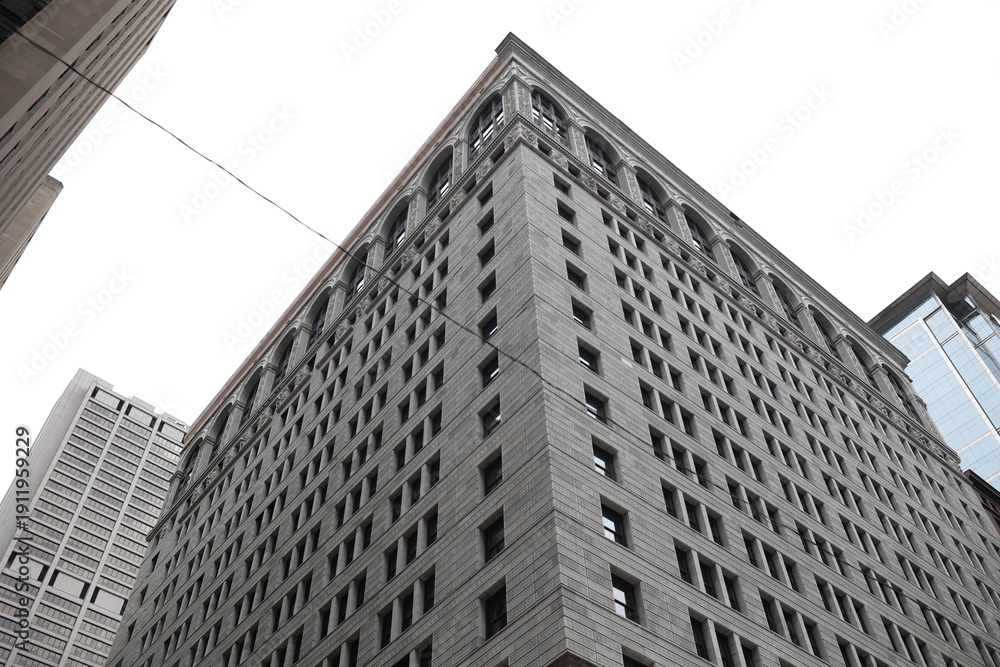 Obraz premium Historic office building with classic architecture in city