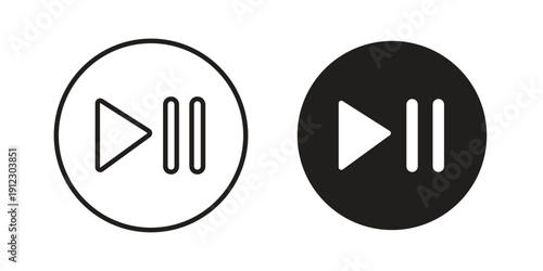 Play pause icon. Linear icon collection. Editable stroke. Vector illustrations